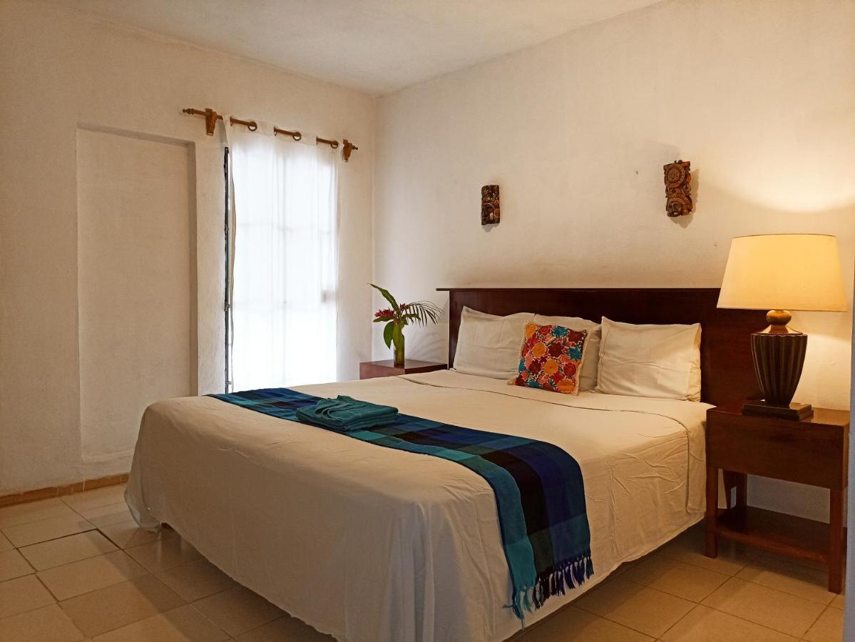 Casa De Los Pajaros - B&B Valladolid  Ngoại thất bức ảnh