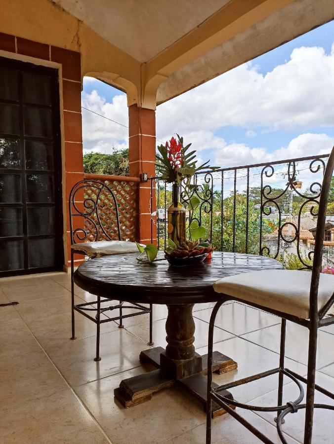 Casa De Los Pajaros - B&B Valladolid  Ngoại thất bức ảnh